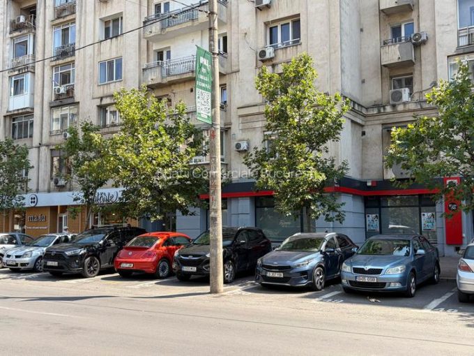 Inchiriez spatiu comercial stradal 54mp zona Calea Mosilor cu vad Consacrat