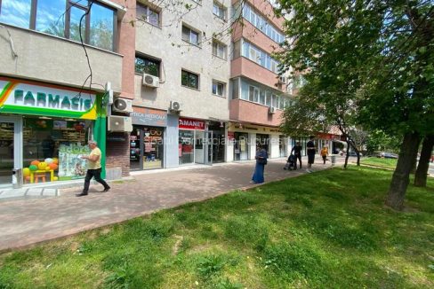 Ozana, randament excelent, spațiu comercial de vânzare