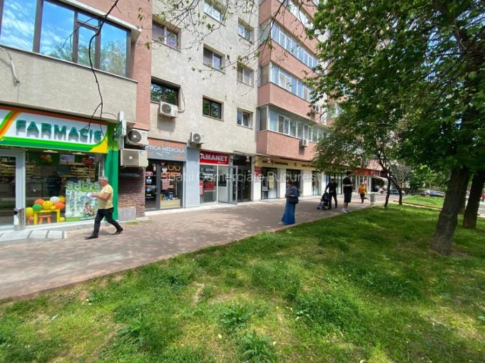 Ozana, randament excelent, spațiu comercial de vânzare