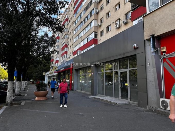 Spatiu comercial de vanzare Berceni 170 mp vitrina 19 ml
